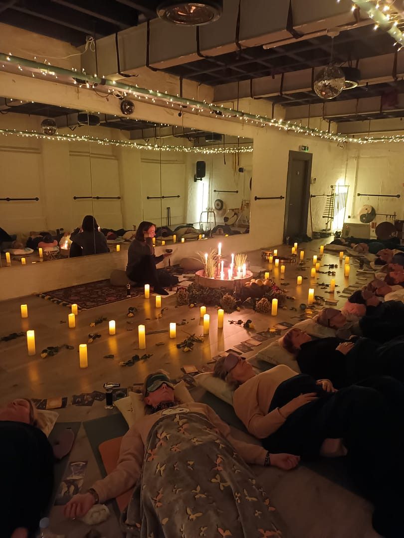 The Chill Studio - low-lit for yoga, sound, breathwork and circles