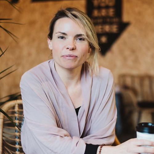 Lisa - Embodiment Guide & Somatic Yoga Teacher · She/Her